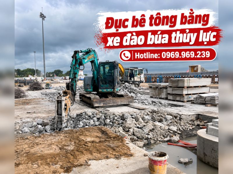 Đục bê tông bằng xe đào búa thủy lực - Phá nhanh, phù hợp khối lượng lớn